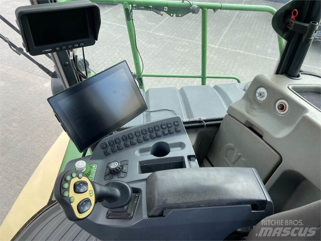Krone BiG X 780 Silaj makinasi