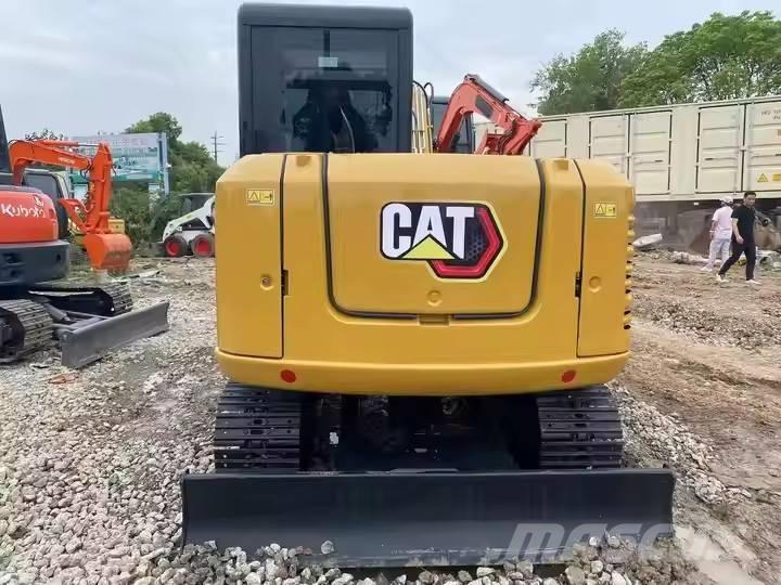 CAT 305.5 E 2 Paletli ekskavatörler