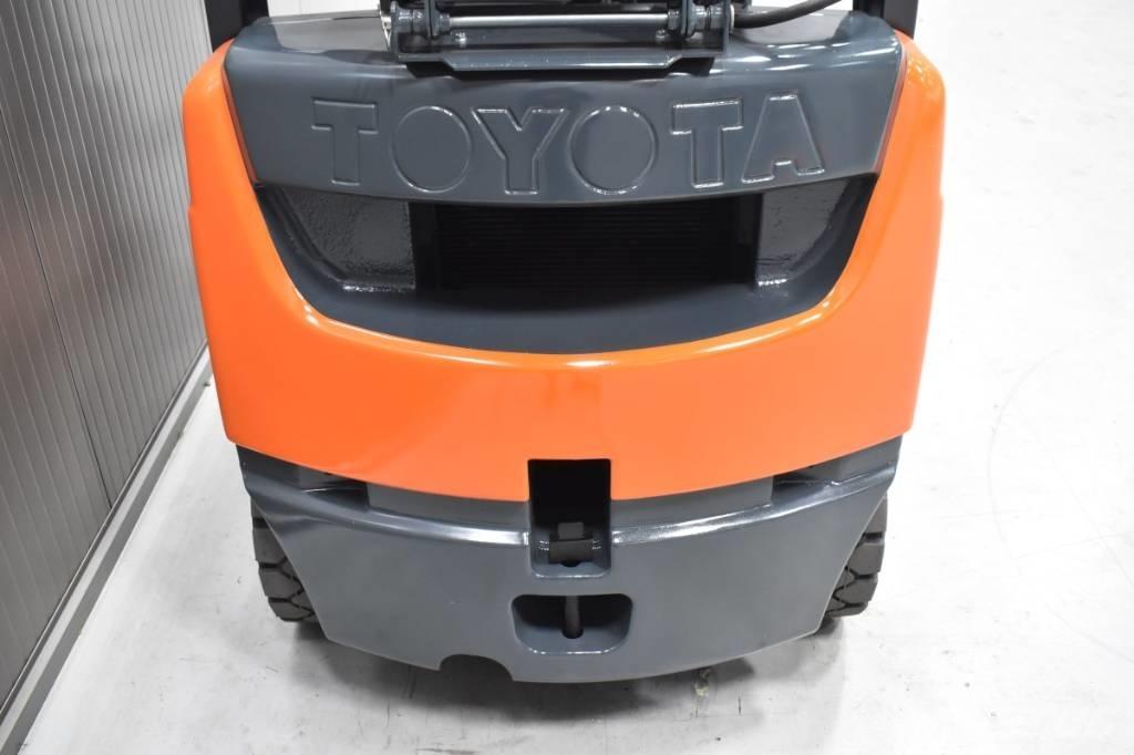 Toyota 02-8FGF18 LPG'li forkliftler