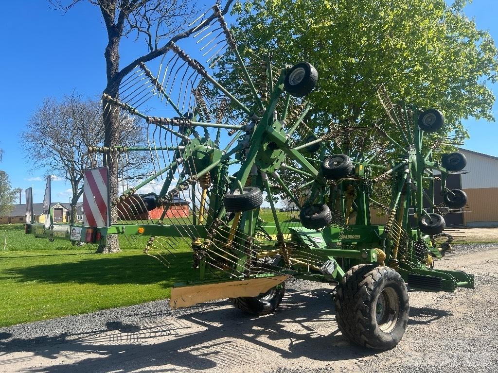 Krone Swadro 1400 Kendi yürür saman makinaları