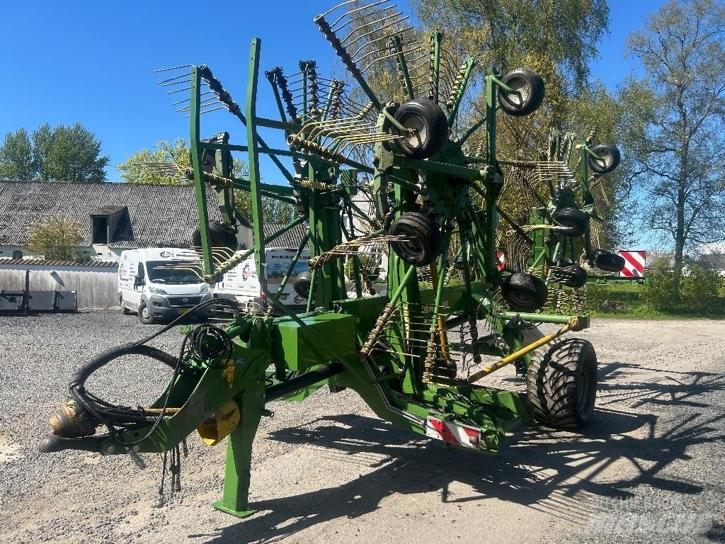 Krone Swadro 1400 Kendi yürür saman makinaları