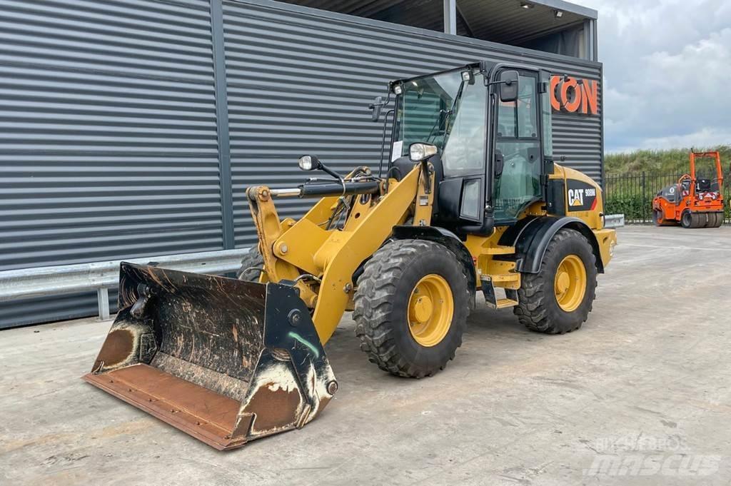 CAT 908M Tekerlekli yükleyiciler