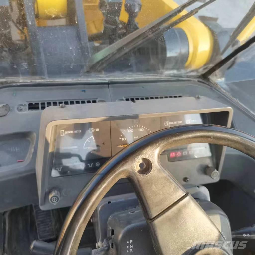 Komatsu WA 320-5 Tekerlekli yükleyiciler