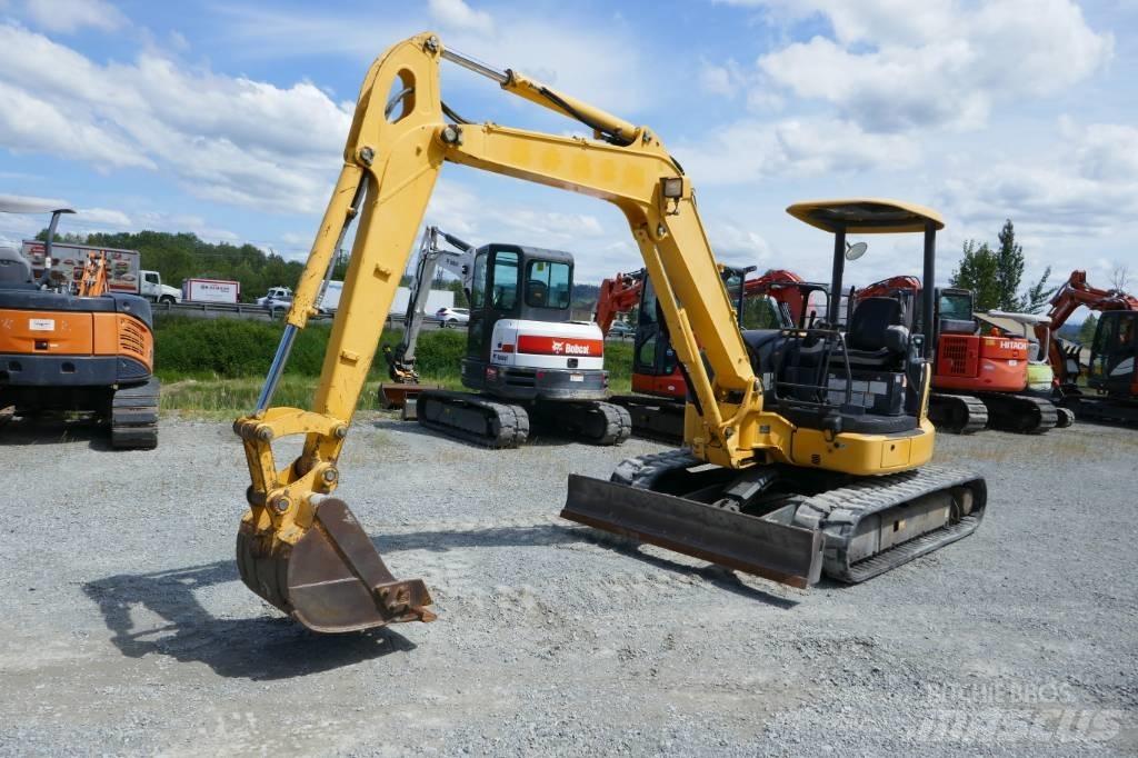 Komatsu PC 55 MR-3 Mini ekskavatörler, 7 tona dek