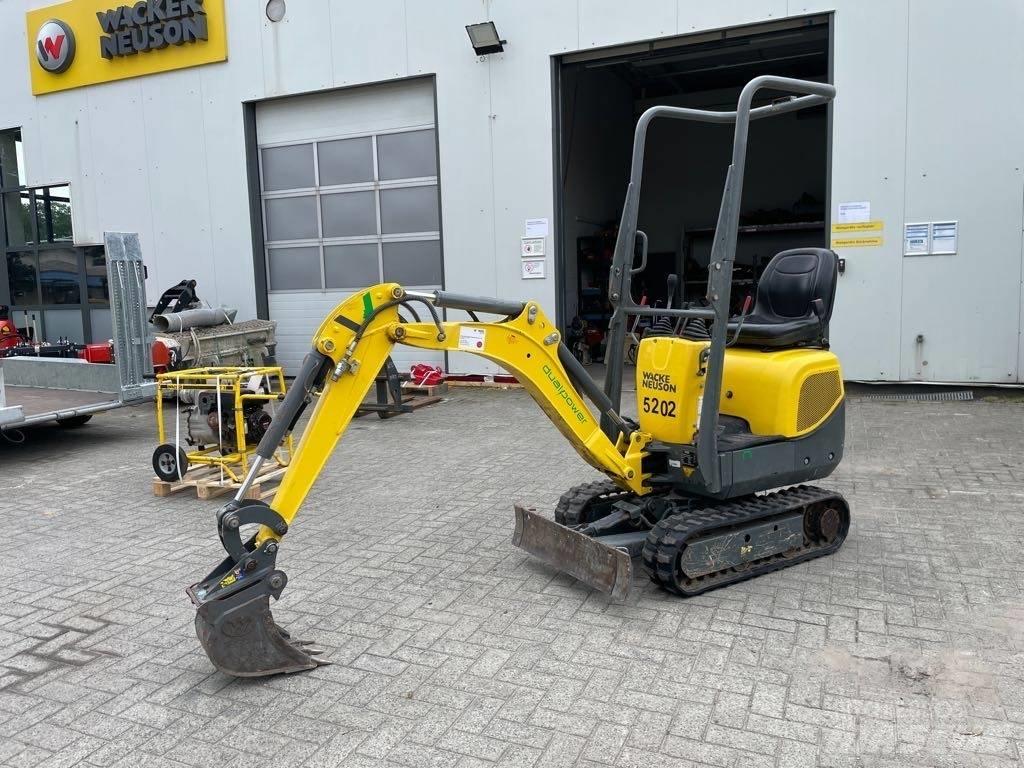 Wacker Neuson 803 Paletli ekskavatörler
