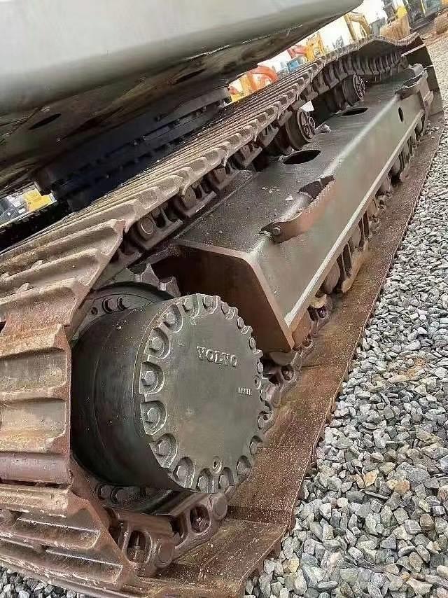 Volvo EC 360 Paletli ekskavatörler