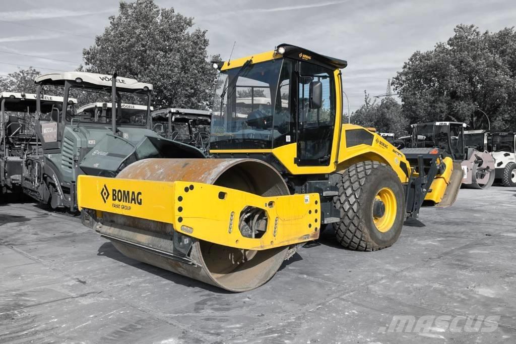 Bomag BW 213 D-5 Tek tamburlu silindirler