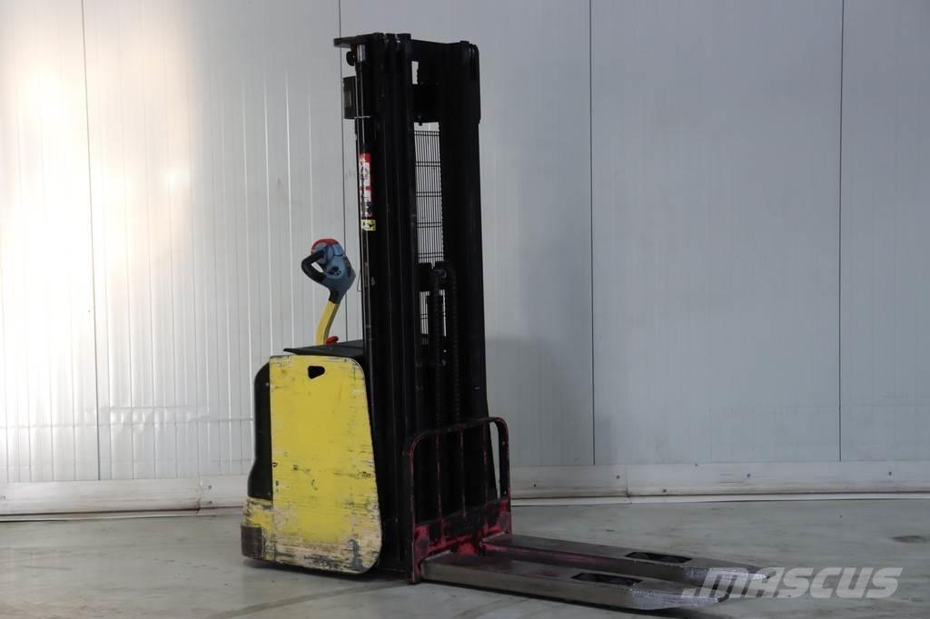 Hyster S1.4-46 Yaya kumandali istif makinasi