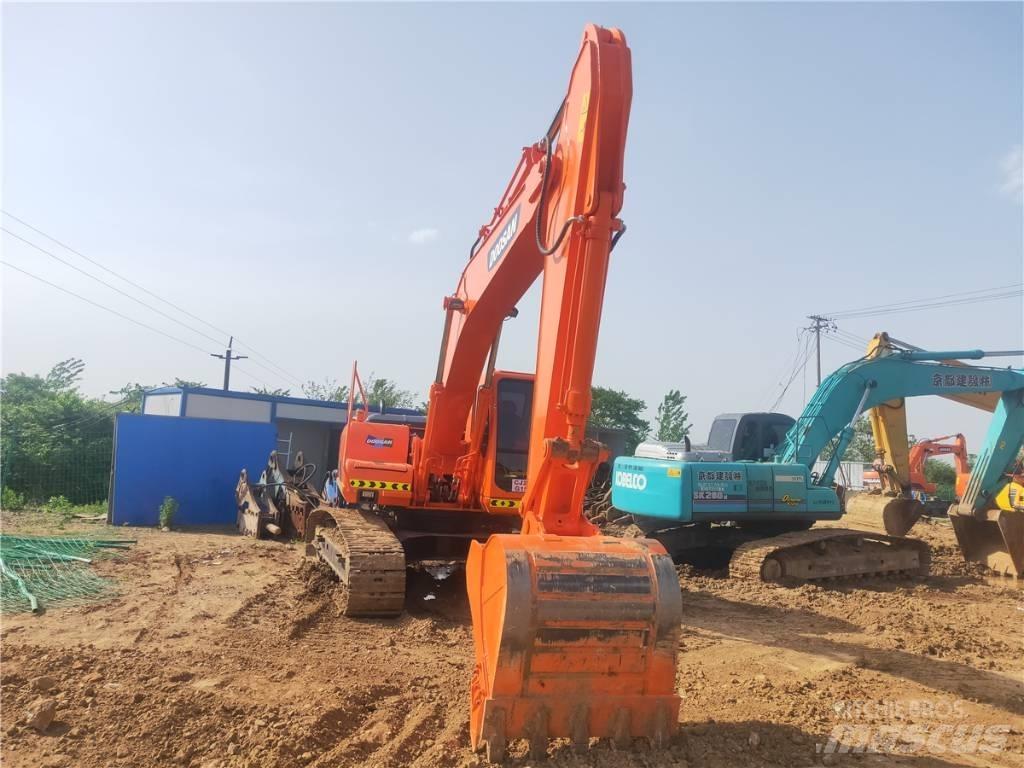 Doosan DH 220 LC-7 Paletli ekskavatörler