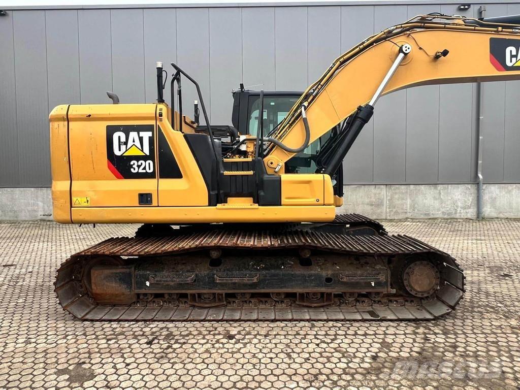 CAT 320-07 Paletli ekskavatörler