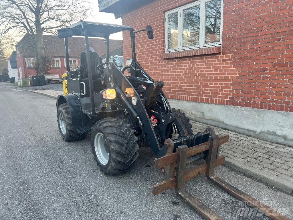 Pitbull X26-45 Mini yükleyiciler