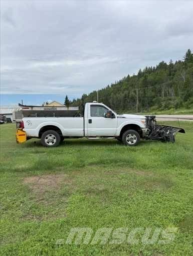 Ford F 350 Diger