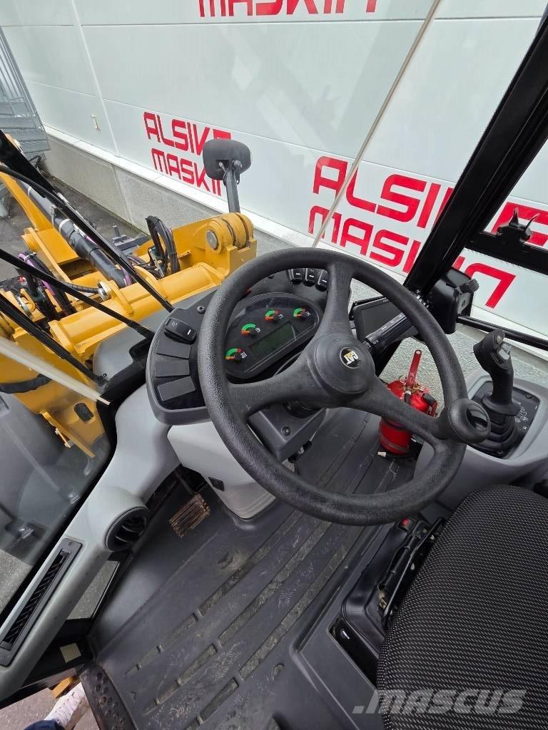 CAT 906 Tekerlekli yükleyiciler