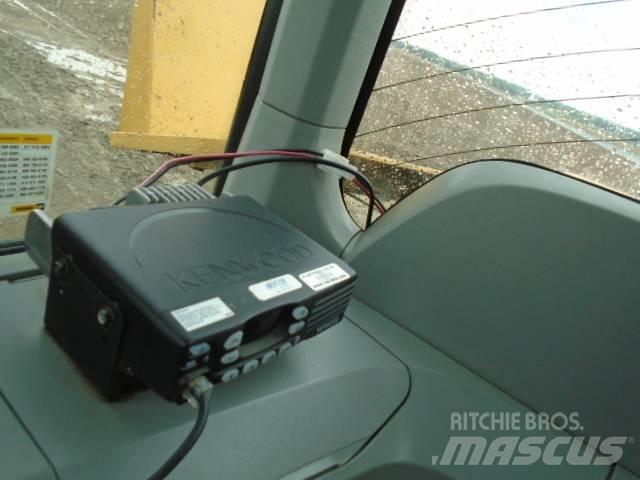 CAT 938M Tekerlekli yükleyiciler