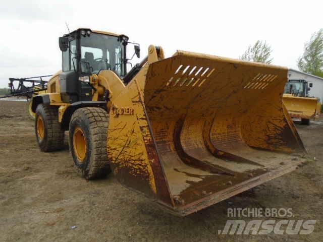 CAT 938M Tekerlekli yükleyiciler