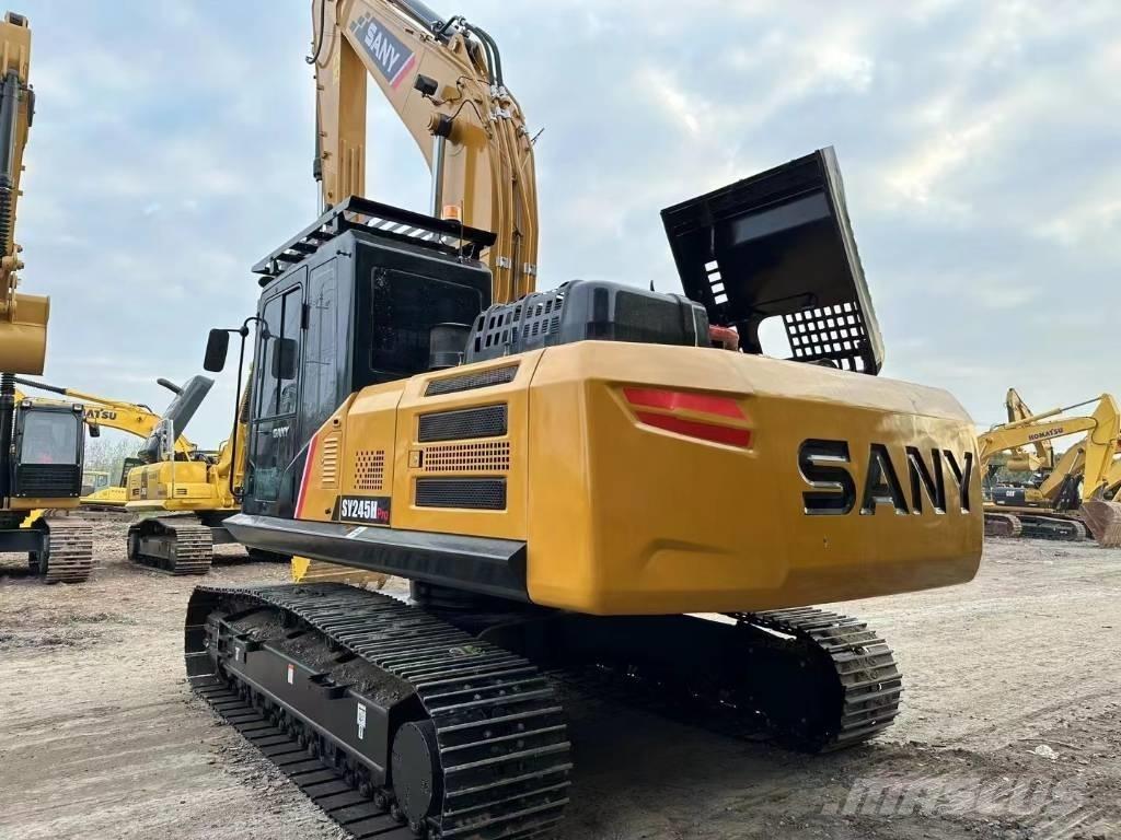 Sany SY 245 C Paletli ekskavatörler