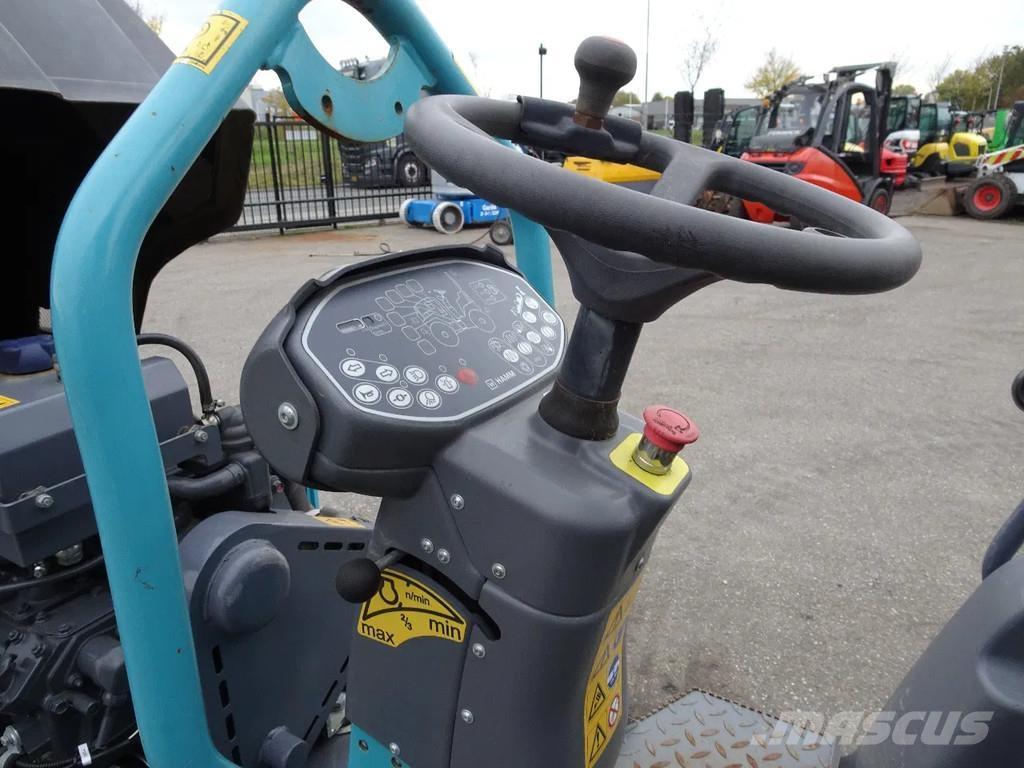 Hamm HD12VV Çift tamburlu silindirler