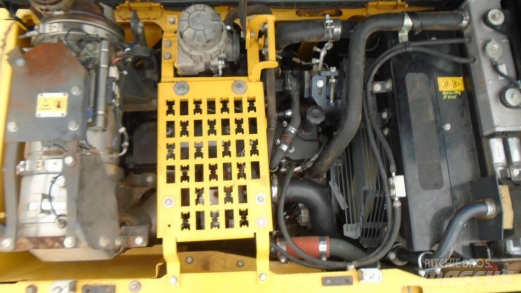 Komatsu 210 LC 10 Paletli ekskavatörler