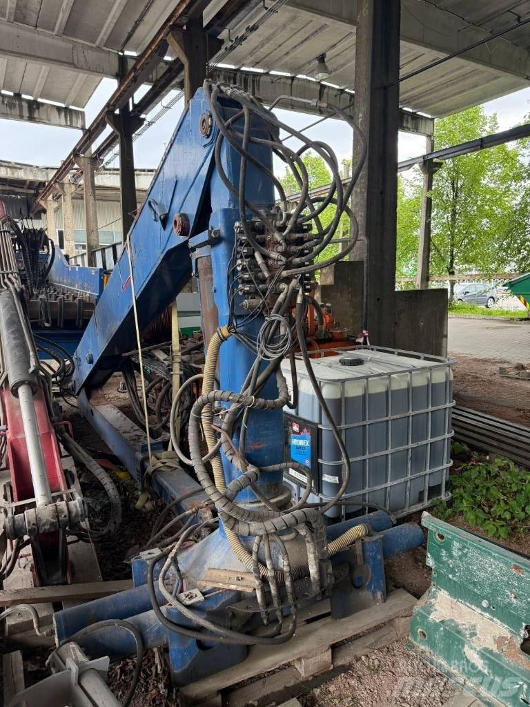  Crane Tomruk vinçleri