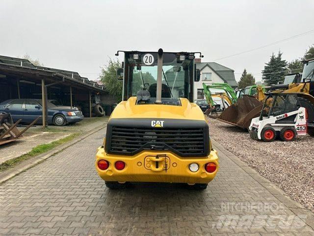 CAT  906M Tekerlekli yükleyiciler