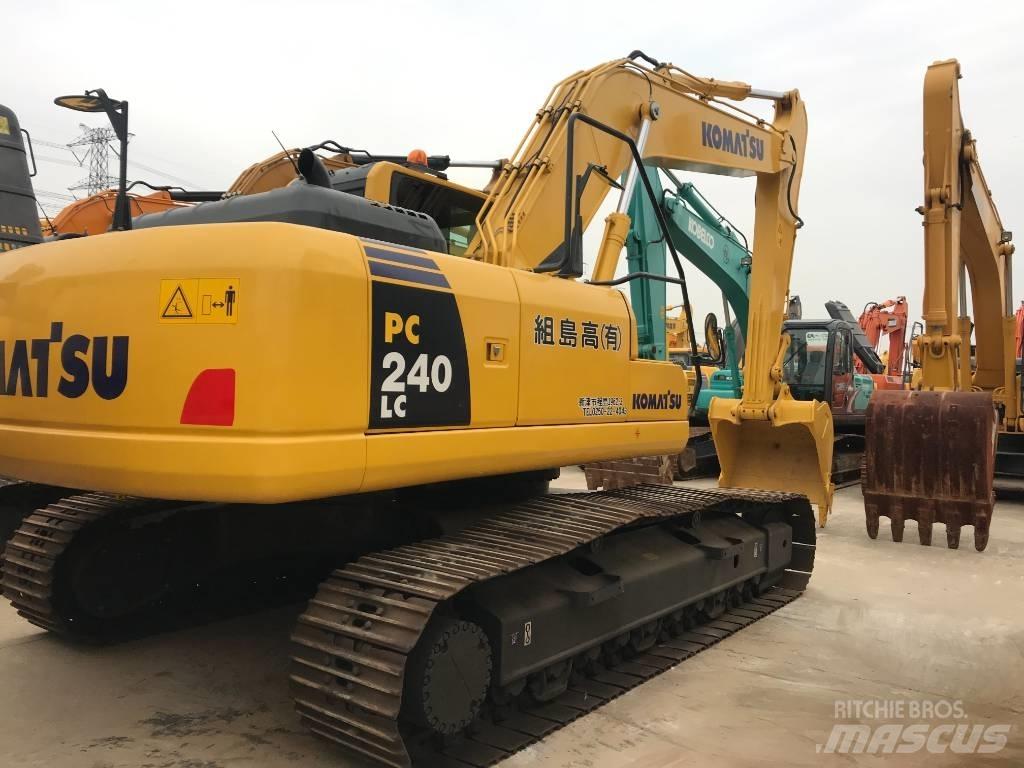 Komatsu PC 240 LC-8 Paletli ekskavatörler