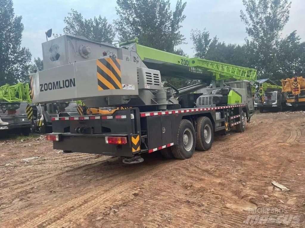 Zoomlion ZTC 500 V Yol-Arazi Tipi Vinçler (AT)