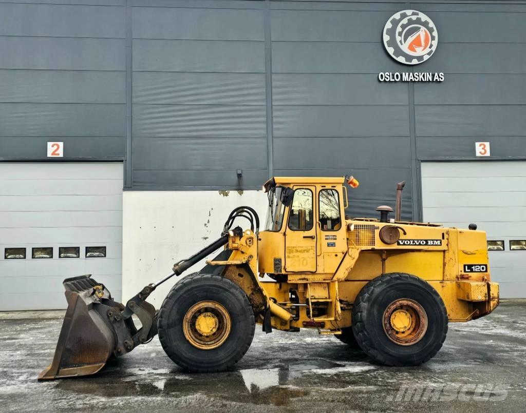 Volvo L 120 Tekerlekli yükleyiciler