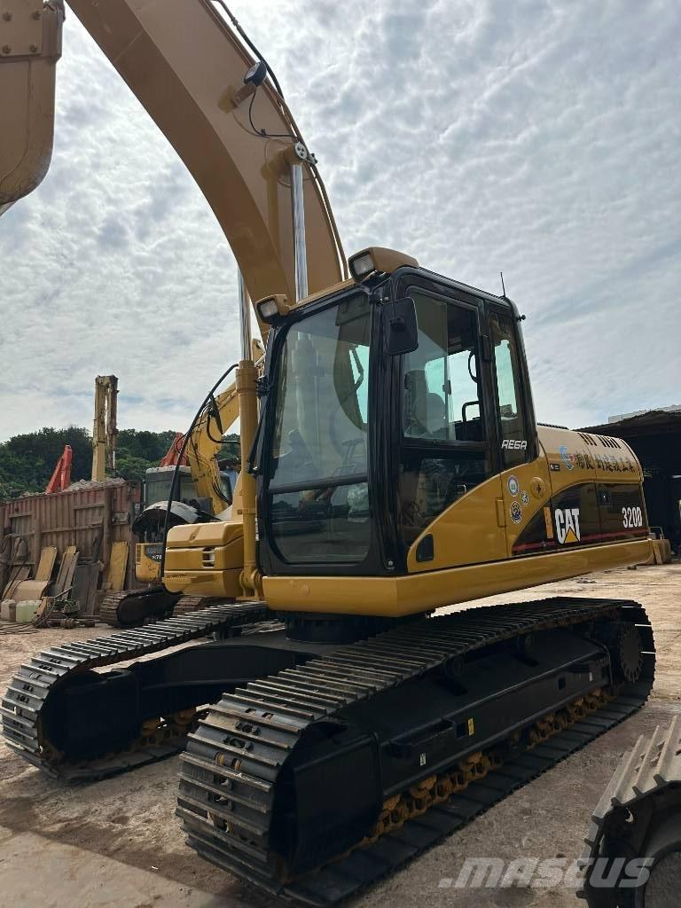CAT CAT320D Midi ekskavatörler 7 - 12 t