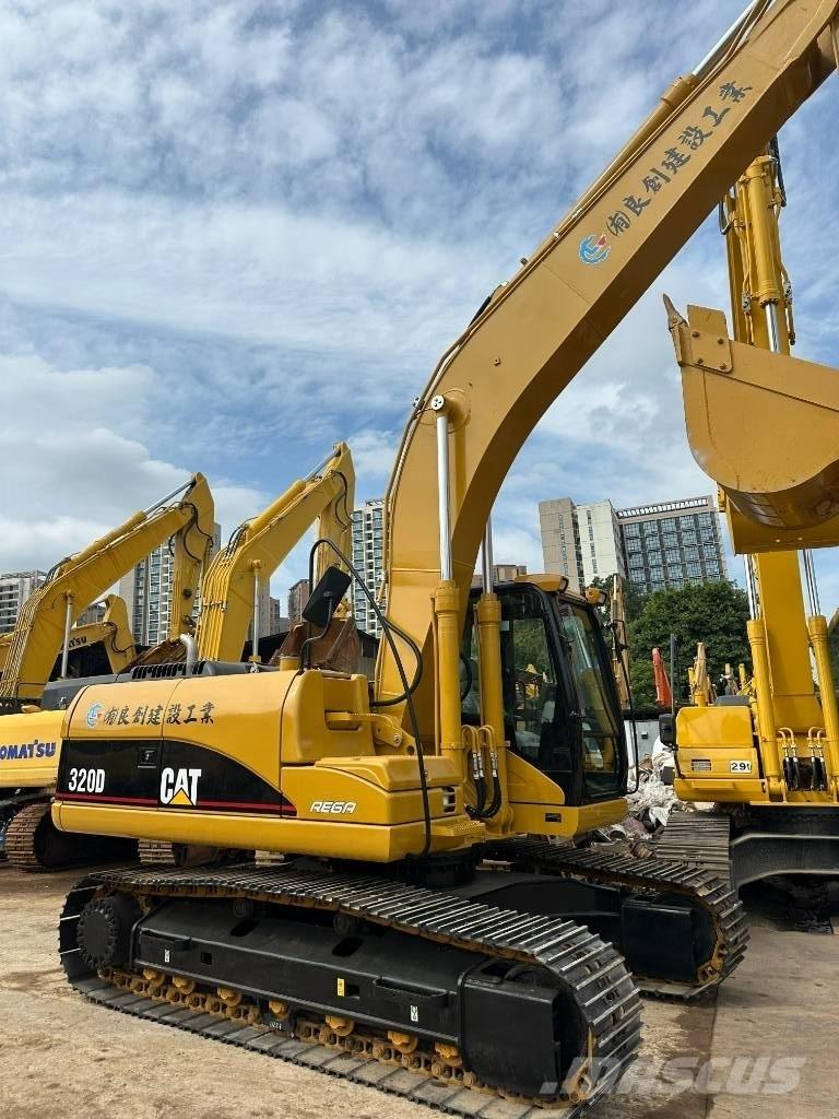 CAT CAT320D Midi ekskavatörler 7 - 12 t