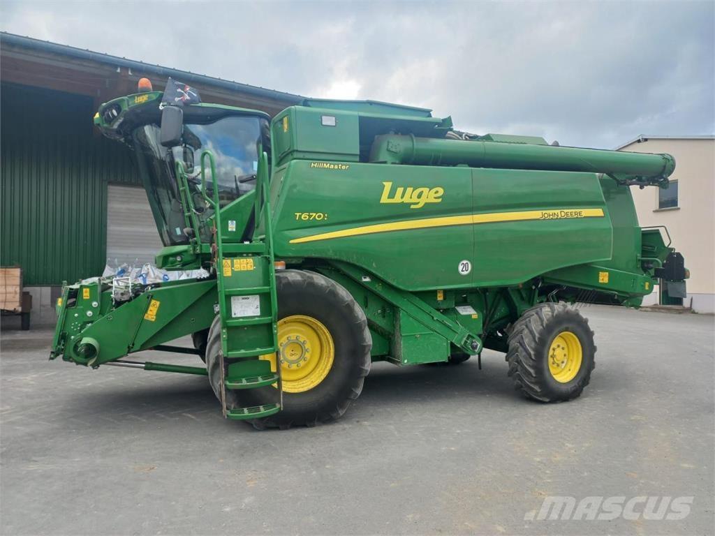 John Deere T670 HM Biçerdöverler