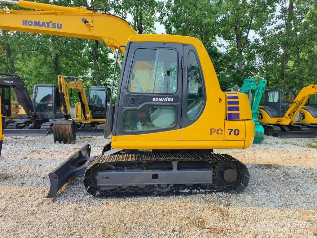 Komatsu PC 70-7 Paletli ekskavatörler