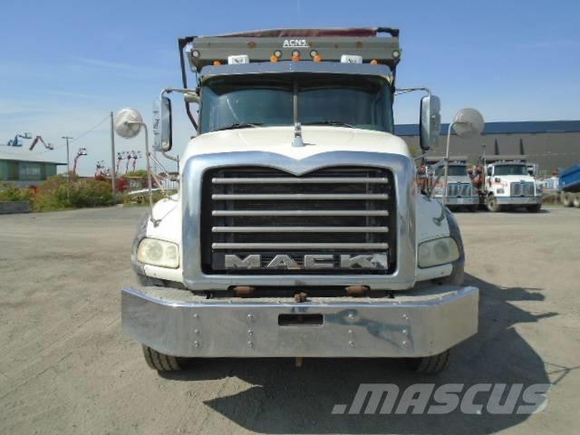 Mack GU813 Damperli kamyonlar