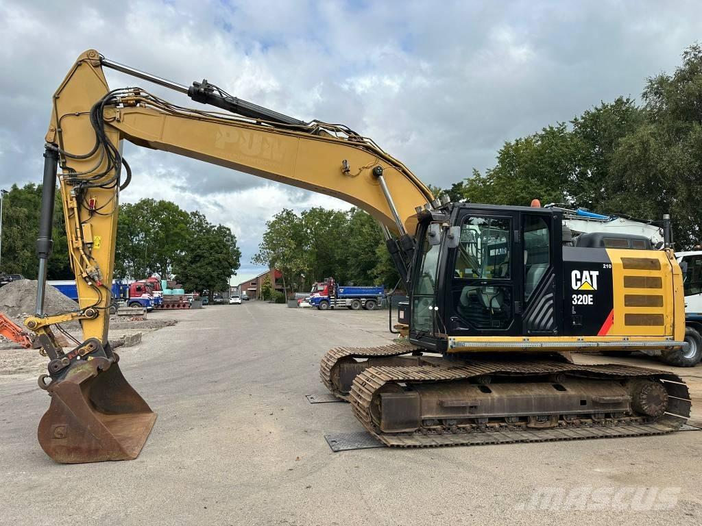CAT 320 EL Paletli ekskavatörler