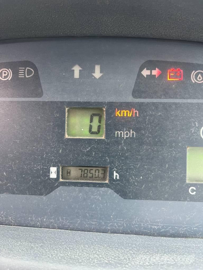 Komatsu WA 80-5 Tekerlekli yükleyiciler