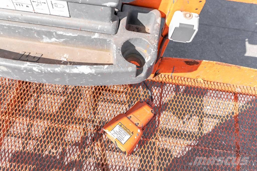 JLG 1500 SJ Teleskopik personel platformları