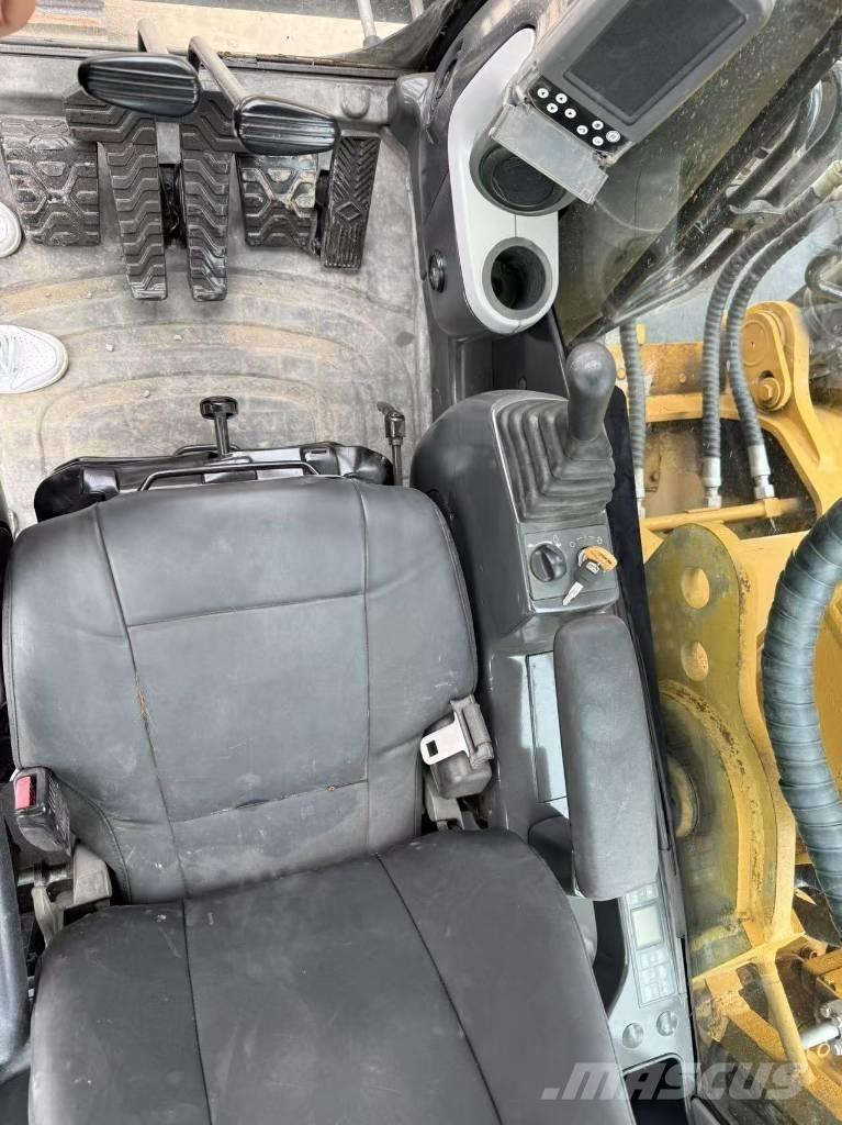 CAT 330 D L Paletli ekskavatörler