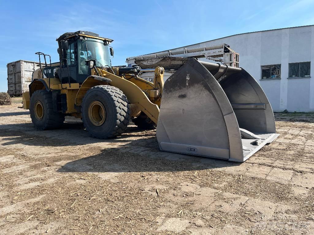 CAT 966K Tekerlekli yükleyiciler