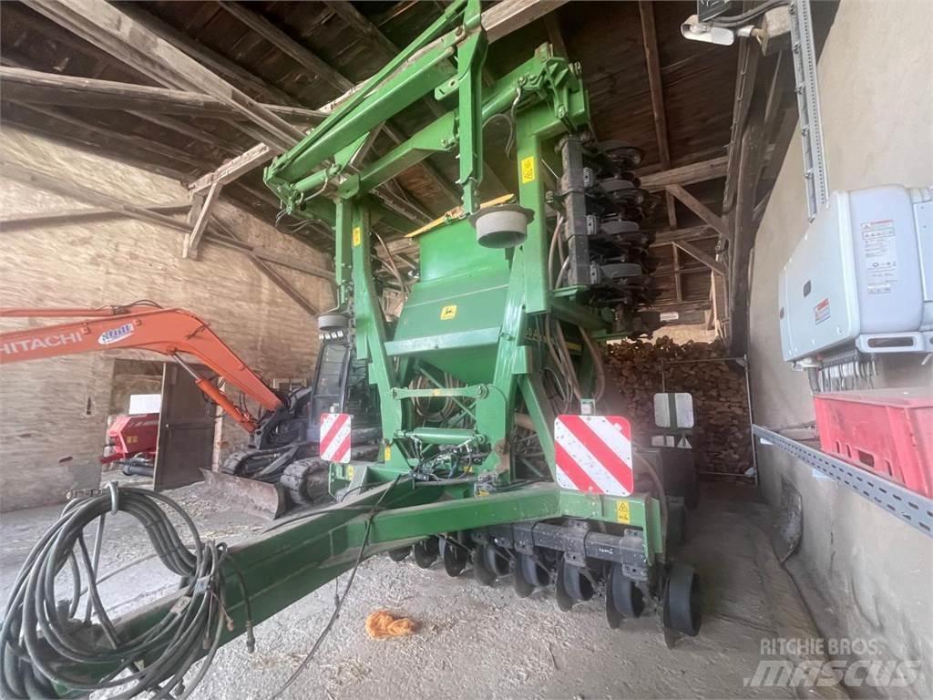 John Deere 750 A Mibzerler