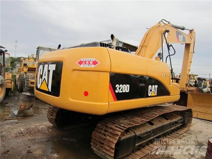 CAT 320 D Paletli ekskavatörler