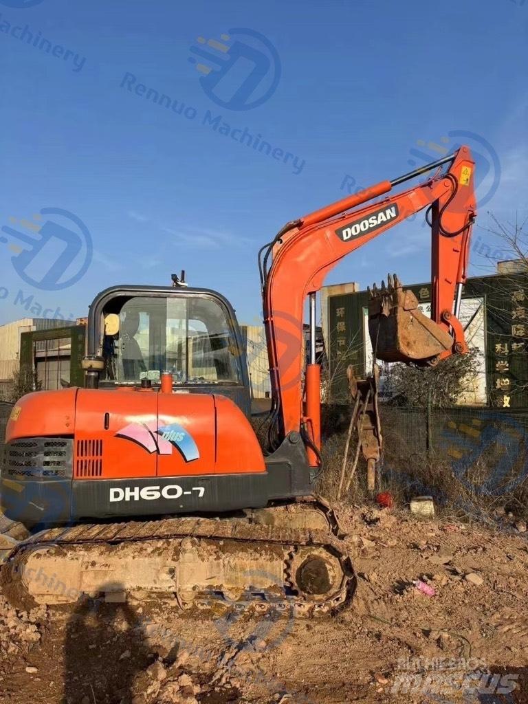 Doosan DH 60 Paletli ekskavatörler