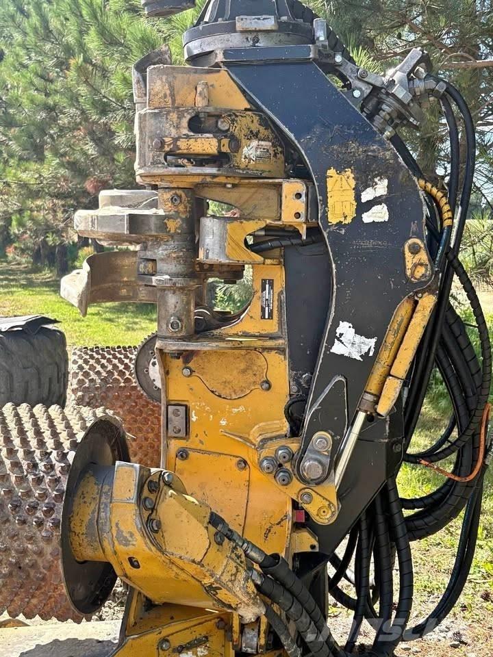 Tigercat TH575 Agaç kesme robotlari