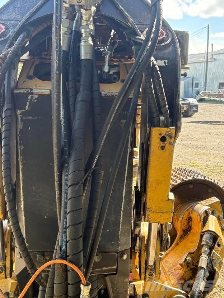 Tigercat TH575 Agaç kesme robotlari
