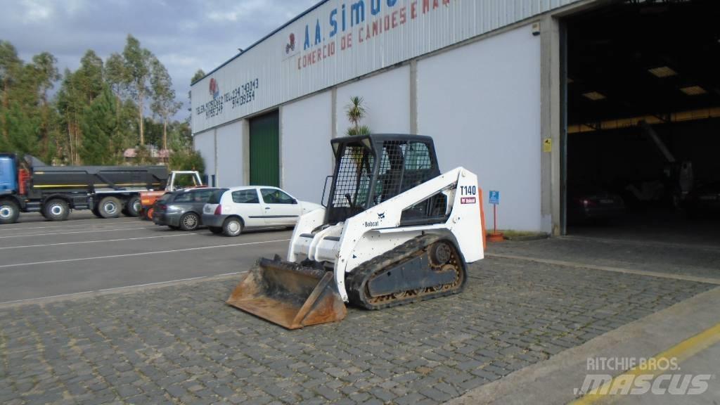 Bobcat T 140 Skid steer loderler
