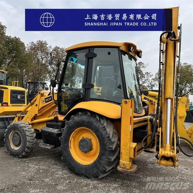 JCB 3 CX Lastik tekerli ekskavatörler