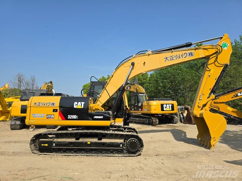 CAT 320D2 Paletli ekskavatörler