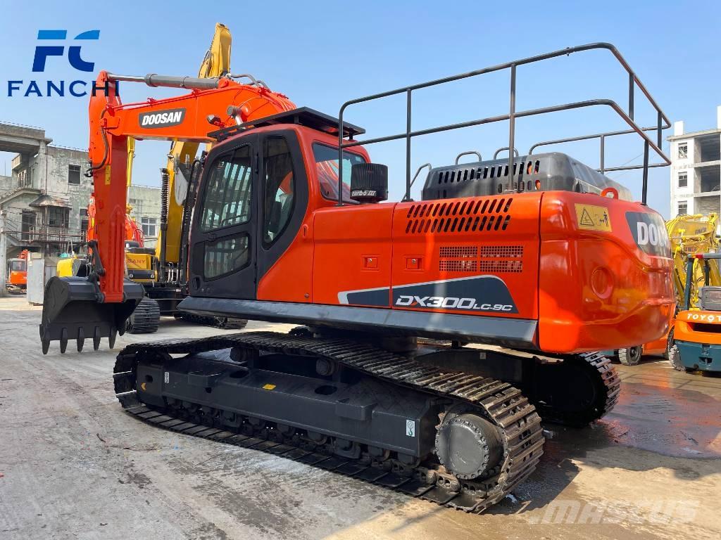 Doosan DX 300LC-9C Paletli ekskavatörler