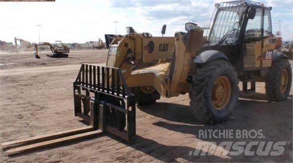 CAT TH560B Teleskopik yükleyiciler