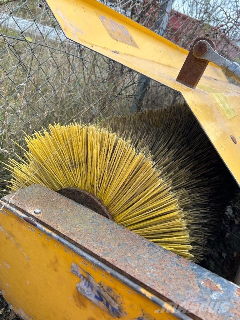 GMR FF2000 SPS Cadde süpürücüler