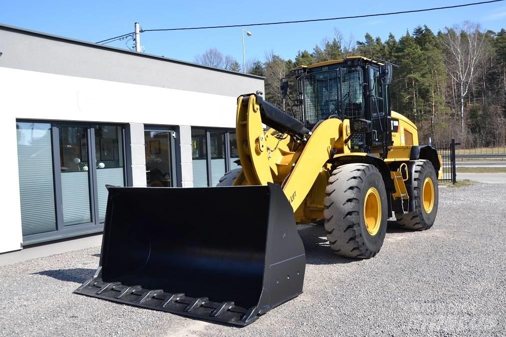 CAT 938 M Tekerlekli yükleyiciler