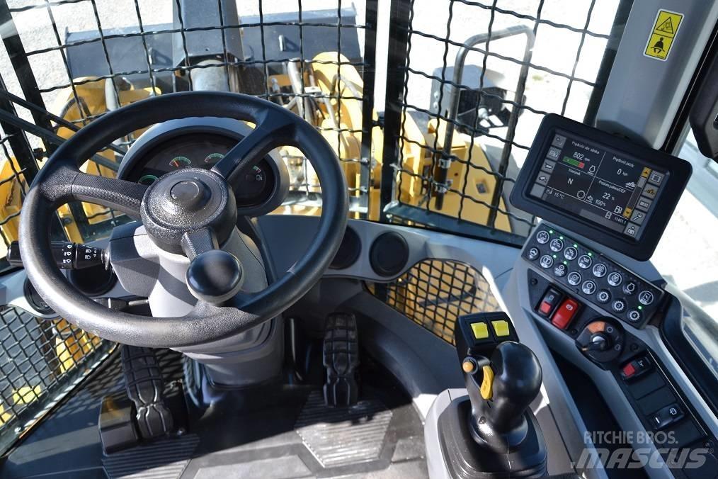 CAT 938 M Tekerlekli yükleyiciler